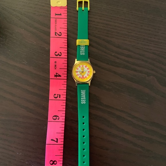 1980 Vintage “Time Teacher” Big Bird Watch. - Picture 6 of 6